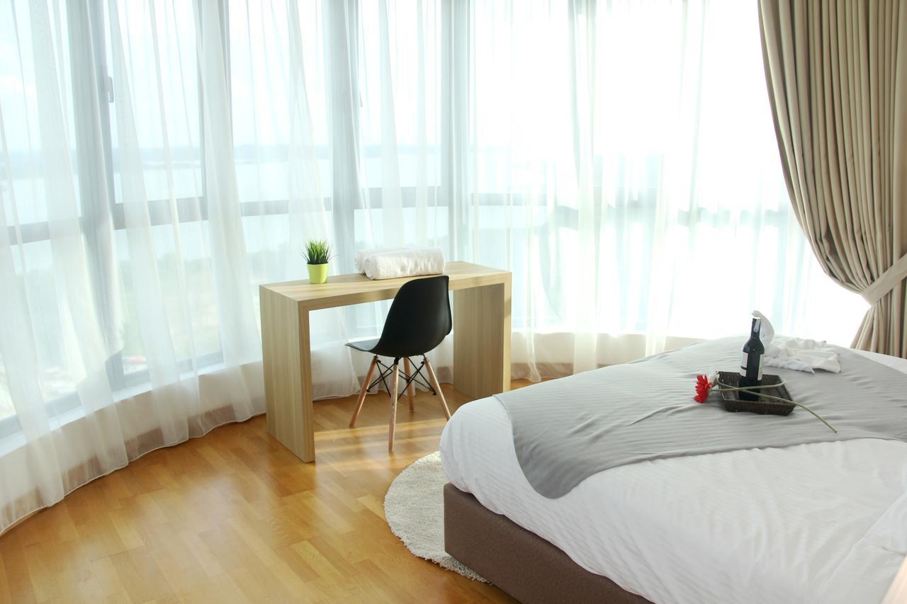 Teega Suites By Subhome Nusajaya  Exterior photo